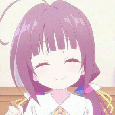 女子亲宝宝脚丫嘴唇肿成香肠